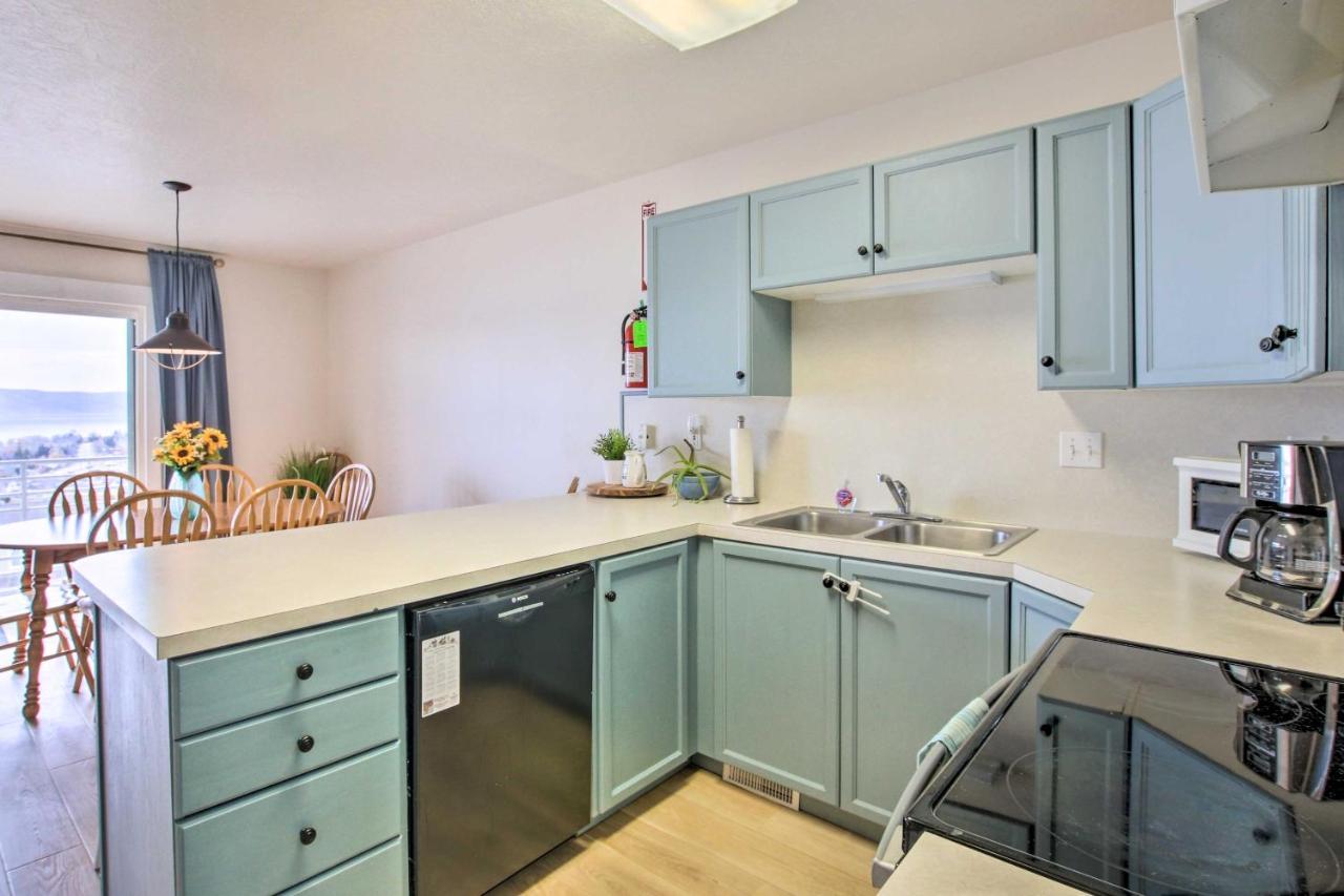 Spacious Garden City Townhome With Lake Views! Luaran gambar